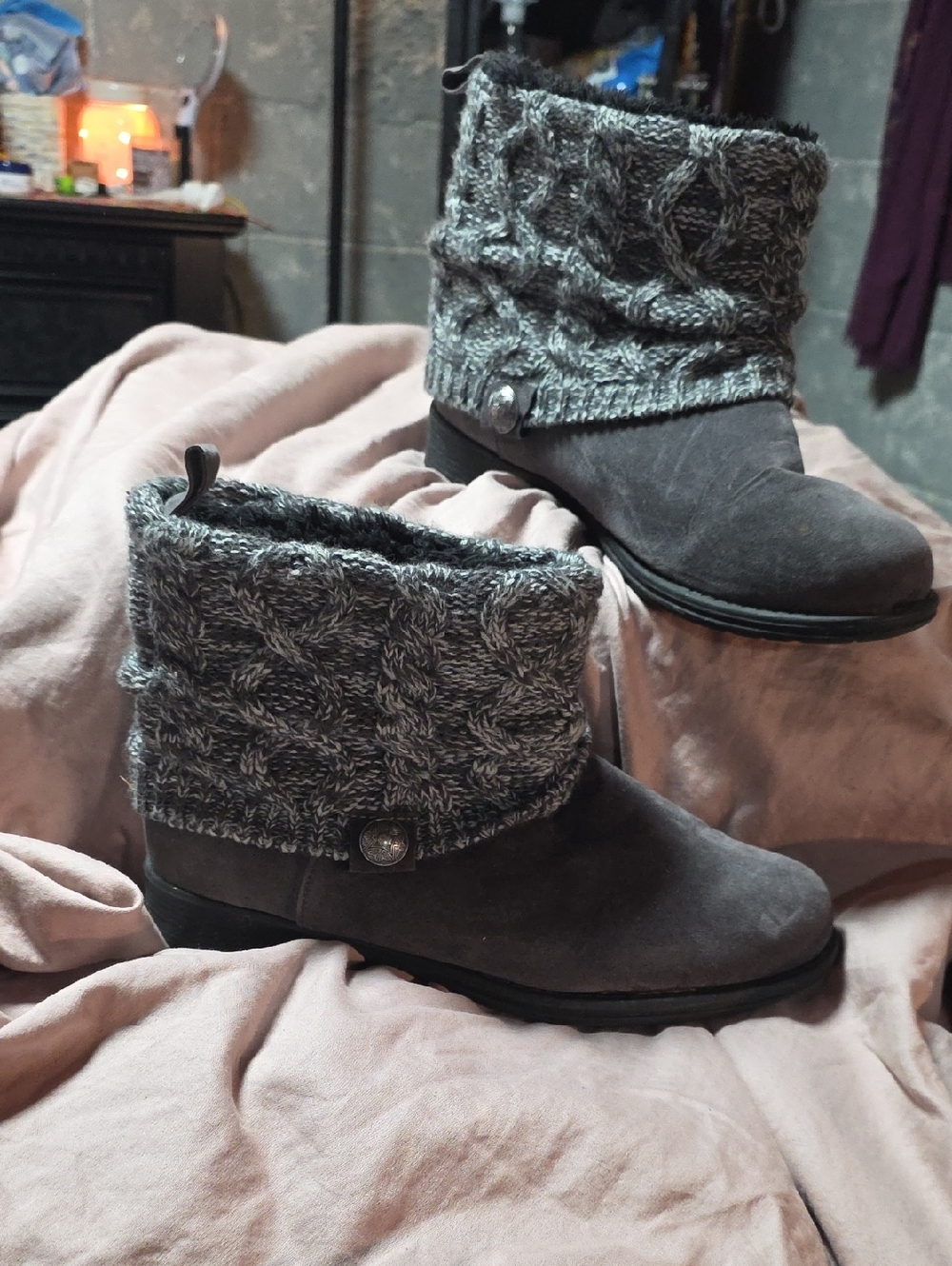 Muk Luks Gray Knit Cuff Suede Ankle Boots